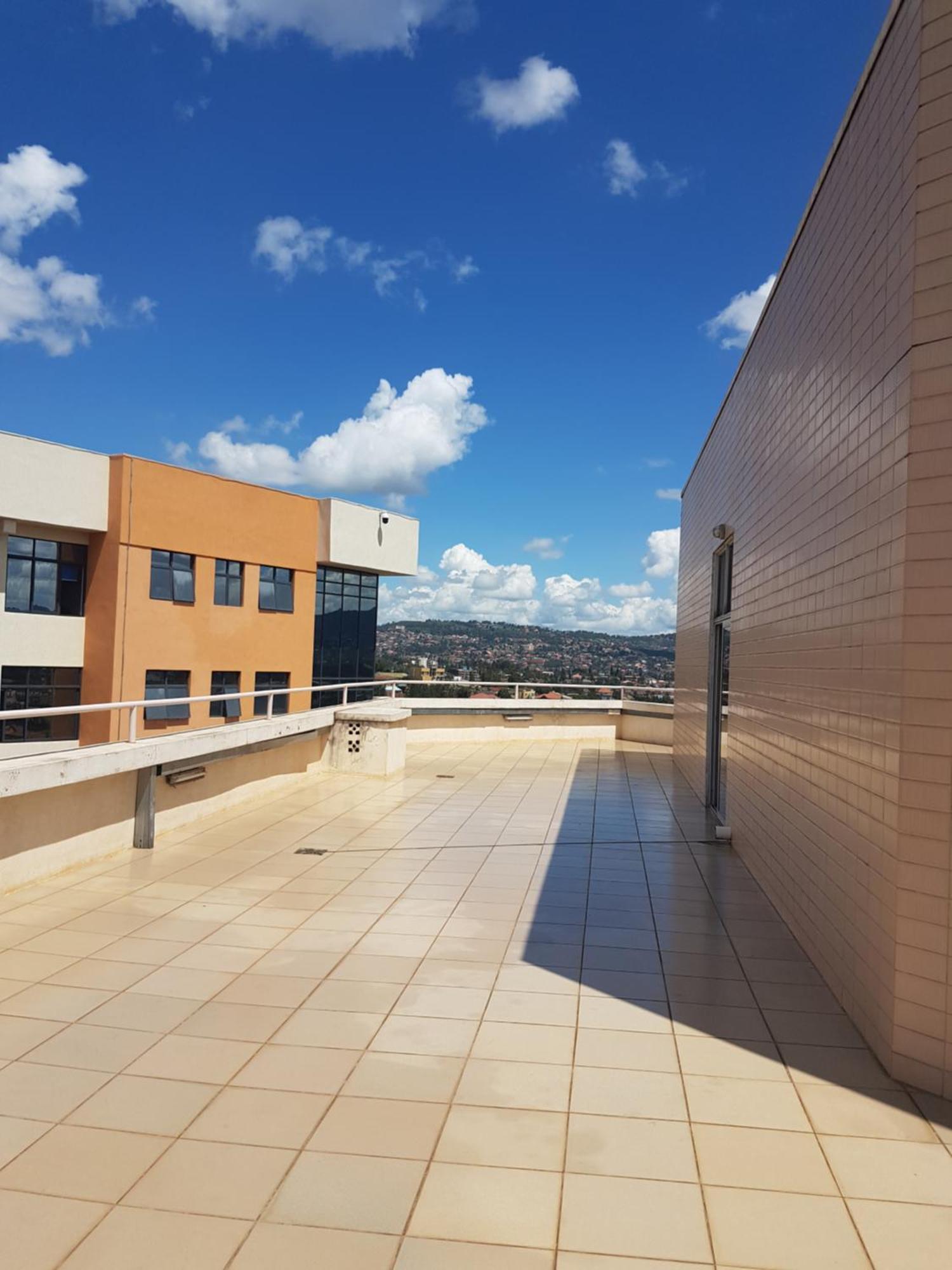 Beausejour Hotel Kigali Bagian luar foto