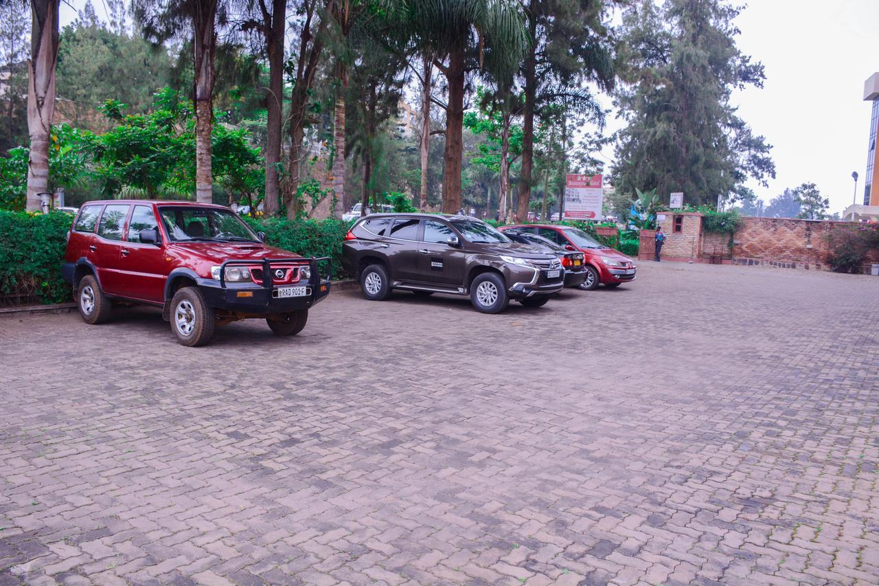 Beausejour Hotel Kigali Bagian luar foto