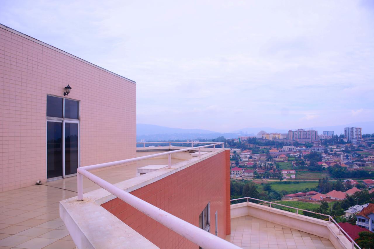 Beausejour Hotel Kigali Bagian luar foto